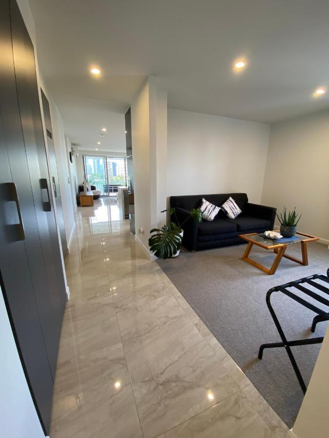 Serenity Surfers Paradise Голд-Кост Экстерьер фото