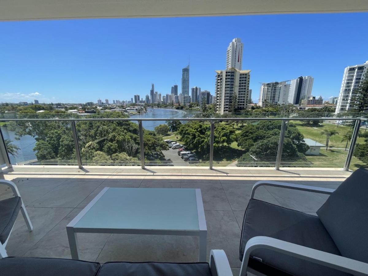 Serenity Surfers Paradise Голд-Кост Экстерьер фото