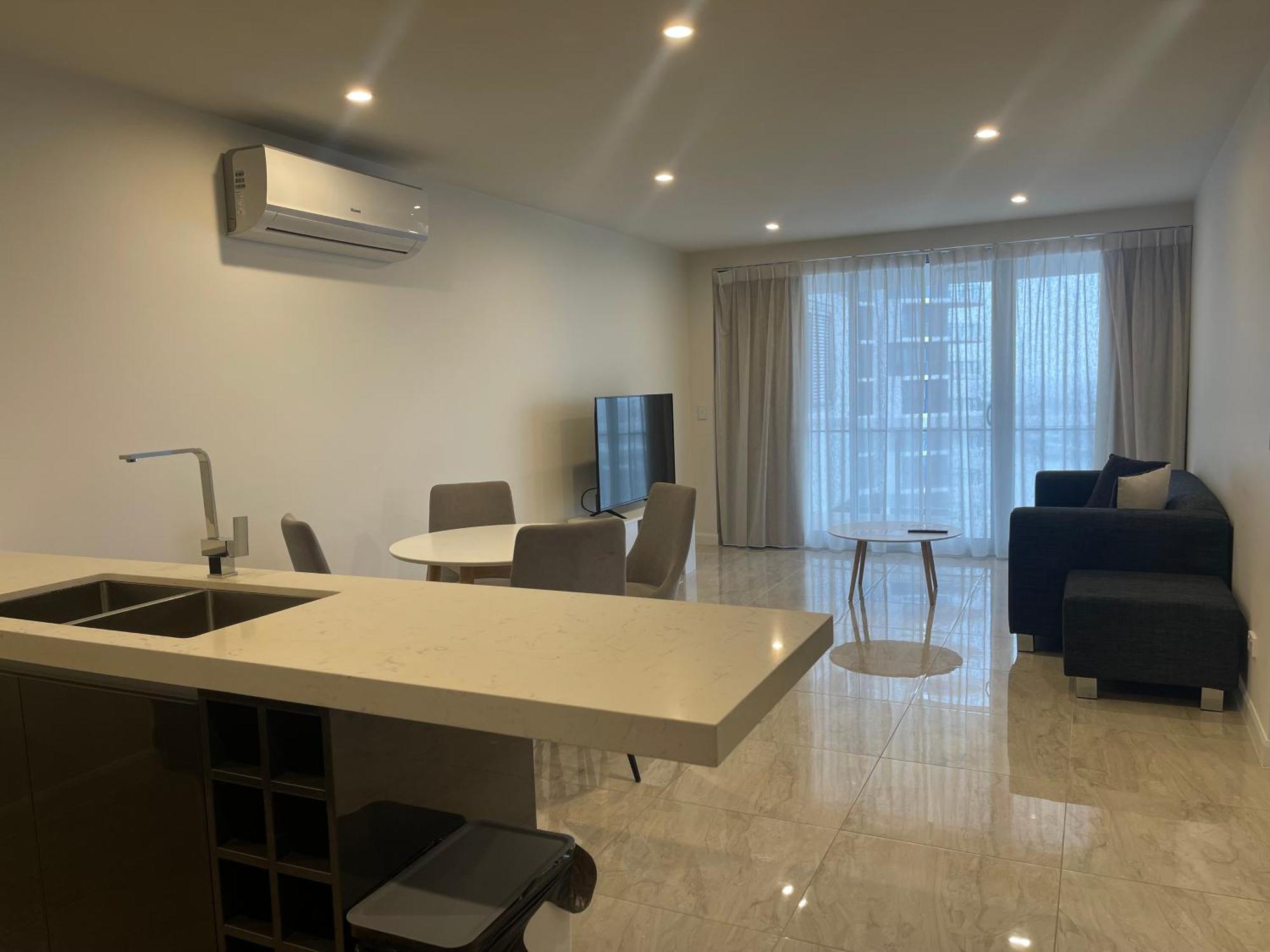 Serenity Surfers Paradise Голд-Кост Экстерьер фото